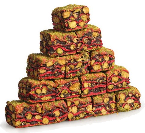 Toz Fıstıklı Narlı Çikolatalı Baklava Türk Lokumu